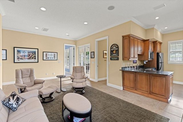 9 NORTHSHORE DRIVE, Palm Coast, FL 32137