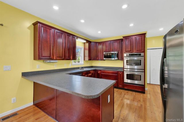 172 Westchester Avenue, Buchanan, NY 10511