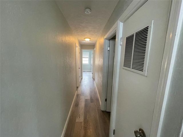 2001 PRINCETON AVENUE, Bradenton, FL 34207