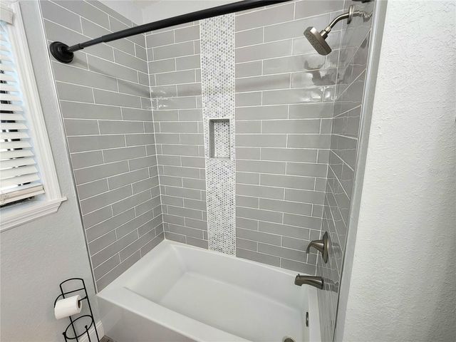 2001 PRINCETON AVENUE, Bradenton, FL 34207