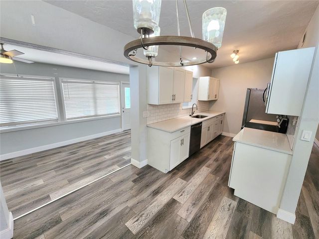 2001 PRINCETON AVENUE, Bradenton, FL 34207