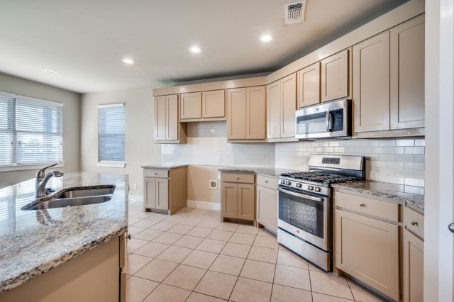 41 Kramer Lane, Sanger, TX 76266