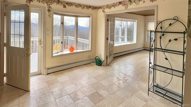 50 Downey Lane, Cold Spring, NY 10516