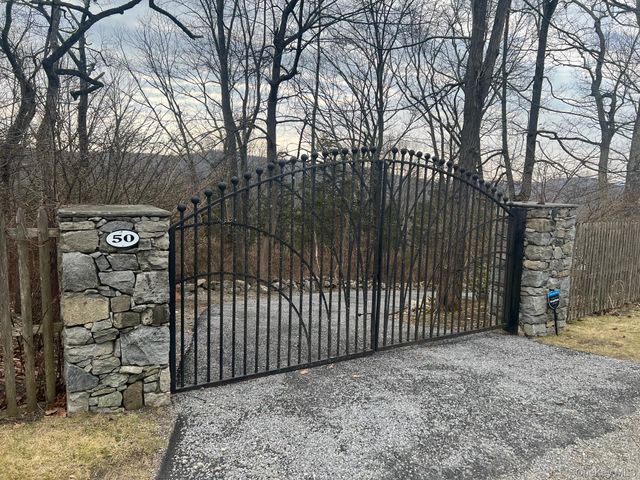 50 Downey Lane, Cold Spring, NY 10516