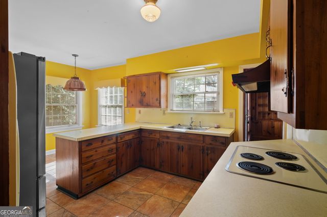 1108 Flamingo Drive SW, Atlanta, GA 30311