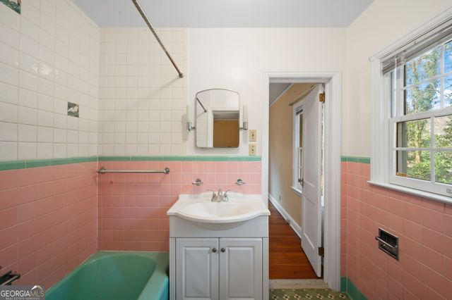 1108 Flamingo Drive SW, Atlanta, GA 30311