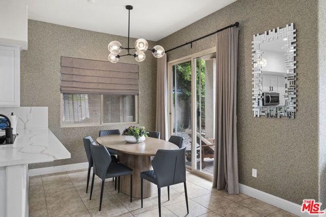 18330 Hanan Court, Tarzana (los Angeles), CA 91356