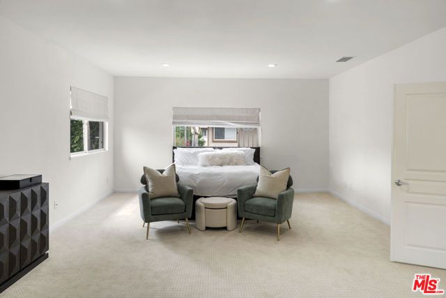 18330 Hanan Court, Tarzana (los Angeles), CA 91356