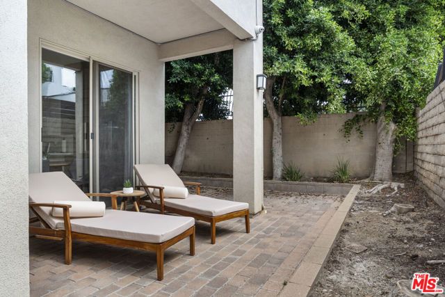 18330 Hanan Court, Tarzana (los Angeles), CA 91356