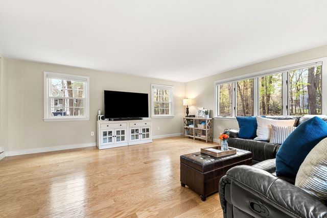 24 West Parish Drive, Andover, MA 01810