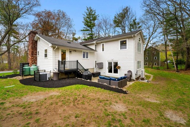 24 West Parish Drive, Andover, MA 01810