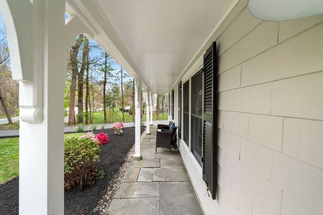 24 West Parish Drive, Andover, MA 01810