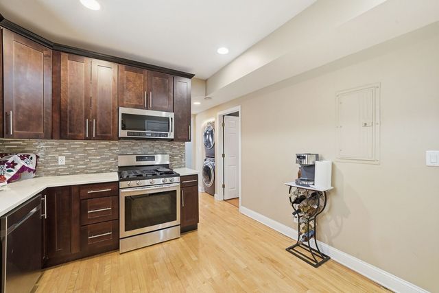 4840 W WABANSIA Avenue, Chicago, IL 60639