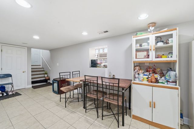 4840 W WABANSIA Avenue, Chicago, IL 60639