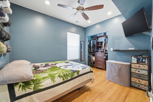 4840 W WABANSIA Avenue, Chicago, IL 60639