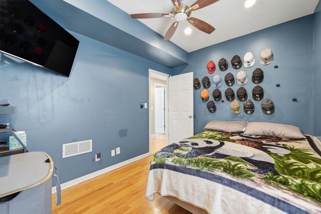 4840 W WABANSIA Avenue, Chicago, IL 60639