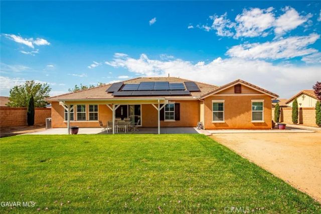 1718 Kaylyn, Lancaster, CA 93535