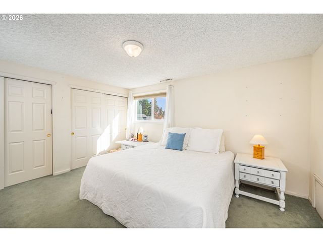 545 65TH St, Springfield, OR 97478