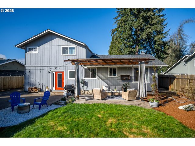545 65TH St, Springfield, OR 97478