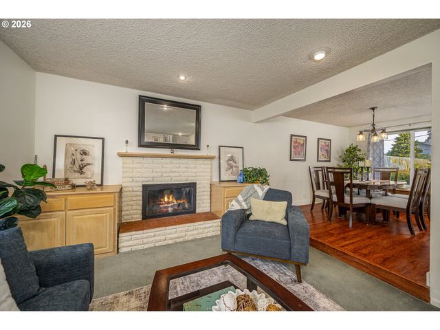 545 65TH St, Springfield, OR 97478