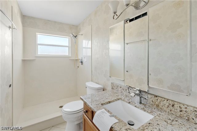 2366 Woodland TER, Fort Myers, FL 33907