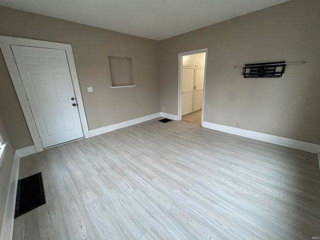 701 & 703 E Walnut Street, Kokomo, IN 46901