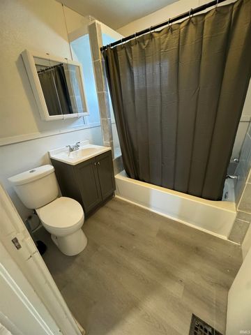 701 & 703 E Walnut Street, Kokomo, IN 46901