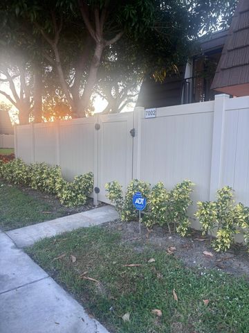 7002 70th Way, West Palm Beach, FL 33407