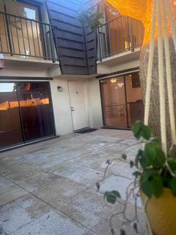 7002 70th Way, West Palm Beach, FL 33407