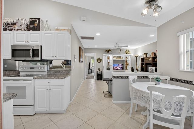 7470 Chorale Road, Boynton Beach, FL 33437