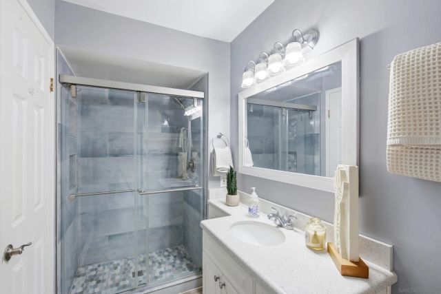 4950 Coronado Ave 2, San Diego, CA 92107