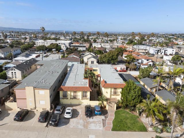 4950 Coronado Ave 2, San Diego, CA 92107