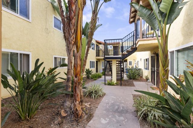 4950 Coronado Ave 2, San Diego, CA 92107
