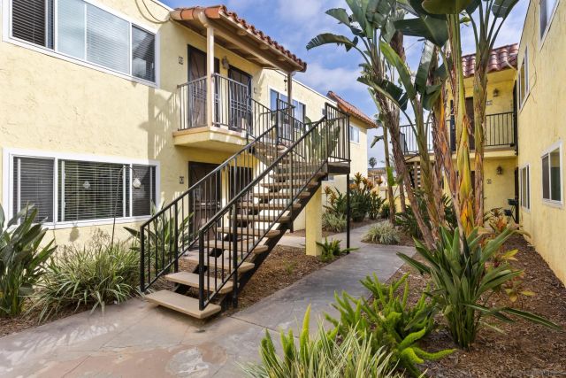 4950 Coronado Ave 2, San Diego, CA 92107