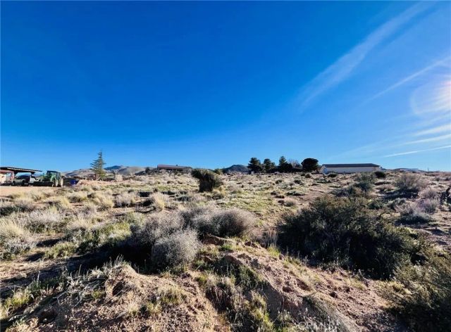 0 Outpost Rd, Apple Valley, CA 92308
