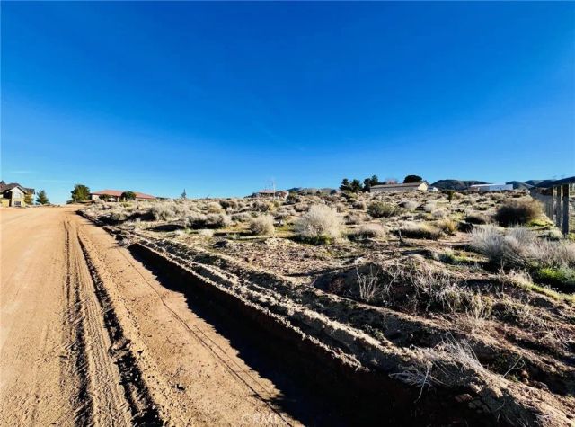 0 Outpost Rd, Apple Valley, CA 92308