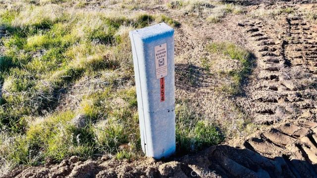 0 Outpost Rd, Apple Valley, CA 92308