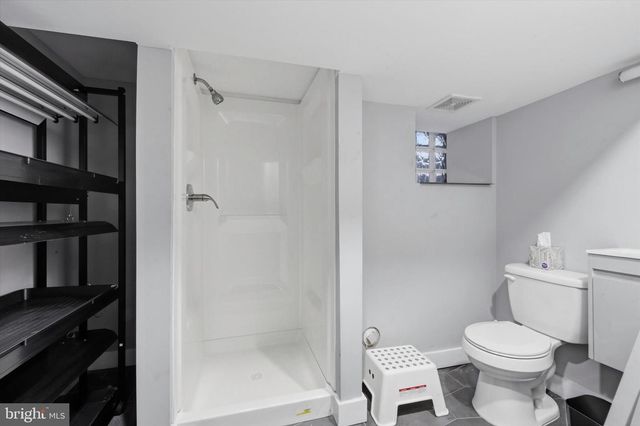 6240 WASHINGTON AVE, Philadelphia, PA 19143