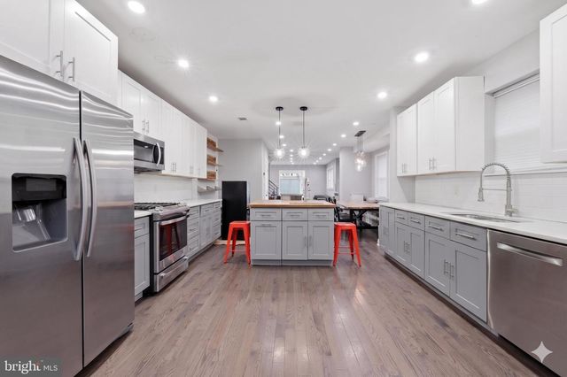 6240 WASHINGTON AVE, Philadelphia, PA 19143