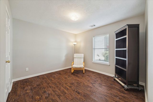 814 Sand Dollar Court, La Marque, TX 77568