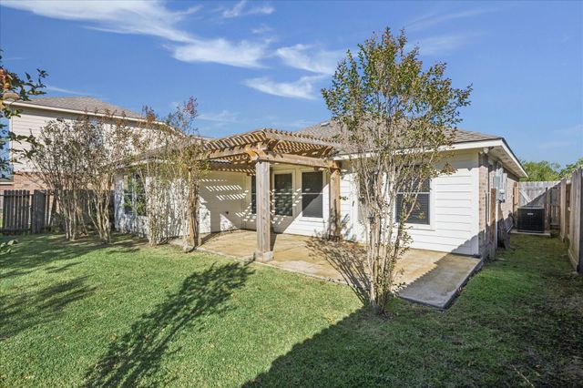 814 Sand Dollar Court, La Marque, TX 77568