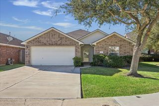 814 Sand Dollar Court, La Marque, TX 77568