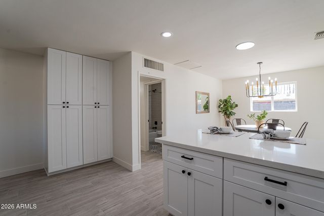 1800 S SHAFER Drive, Tempe, AZ 85281