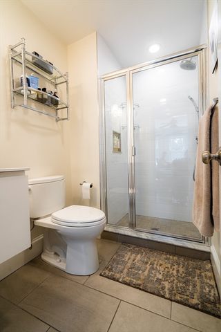 4 Hardwick St 2, Cambridge, MA 02141