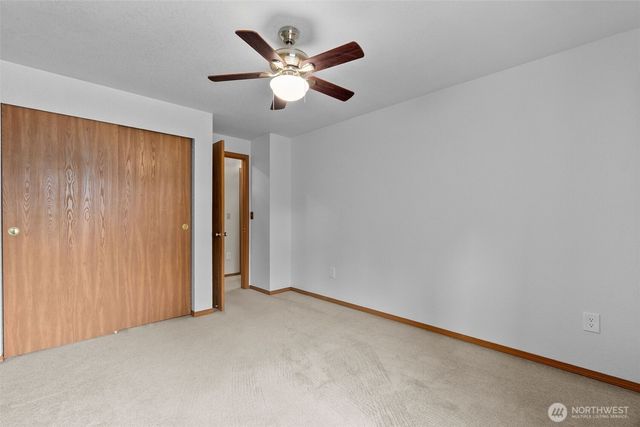 1714 Diamond Loop SE, Lacey, WA 98503