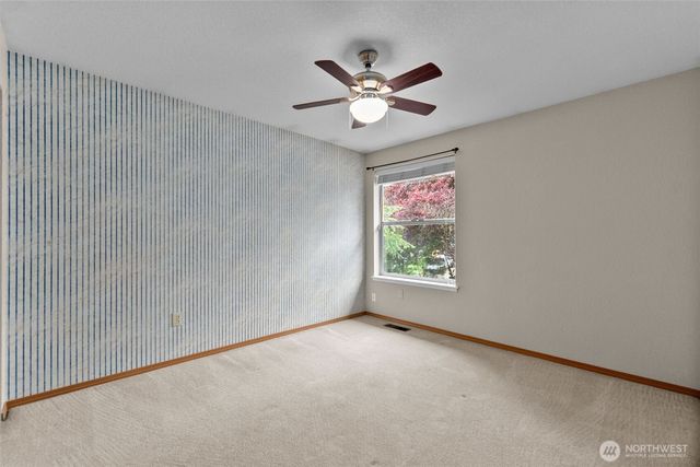 1714 Diamond Loop SE, Lacey, WA 98503