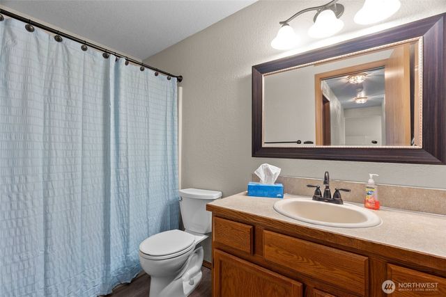 1714 Diamond Loop SE, Lacey, WA 98503