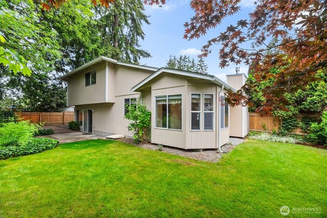 1714 Diamond Loop SE, Lacey, WA 98503