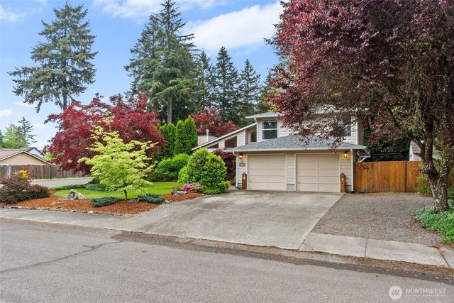 1714 Diamond Loop SE, Lacey, WA 98503