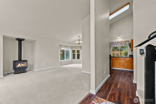 1714 Diamond Loop SE, Lacey, WA 98503